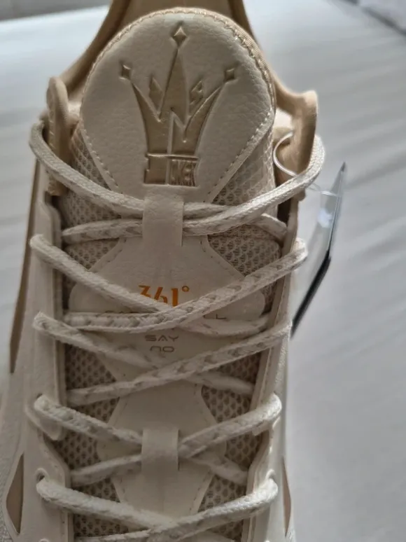 361 Degrees Light Up Joker PE basketbalschoenen beige