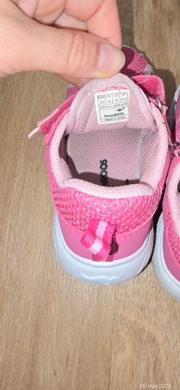 🌸 KangaROOS Sandalen – Größe 25 🌸