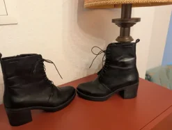 🖤 Vegabond Stiefelette 'Tilda'