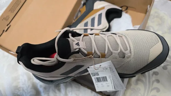 Adidas 42 2/3 terrex eastrail 2 IH1166 Herren Schuhe