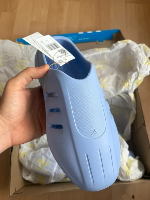Adidas Adifom 43 Sandalen