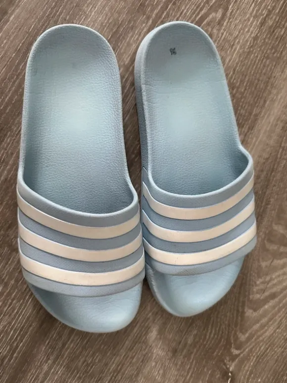 Adidas Adilette
