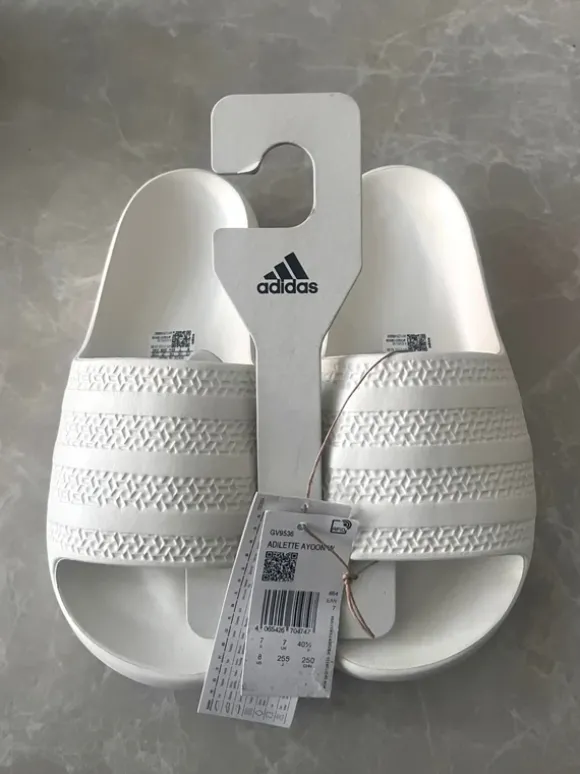 Adidas Adilette Ayoon maat 39 nieuw!!