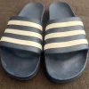 Adidas Adilette blau Größe 45