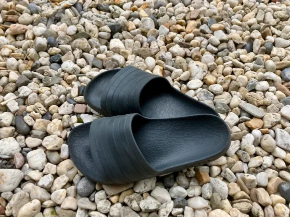 adidas Adilette Gr. 37