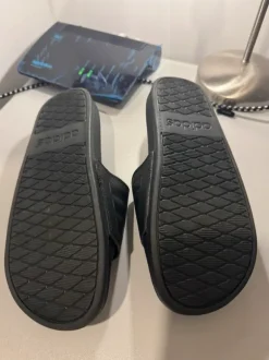 Adidas Adilette soft sole