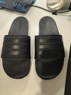 Adidas Adilette soft sole