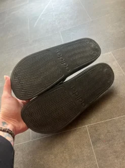 Adidas adiletten 46