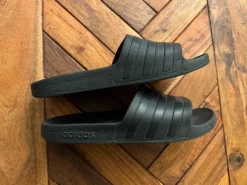 Adidas Adiletten schwarz 42 core black