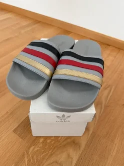 adidas Adiletten, Sonderedition Deutschland in Gr. 9
