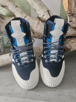 Adidas Akando ATR , Gr.44 2/3 , Perfekter Zustand!!