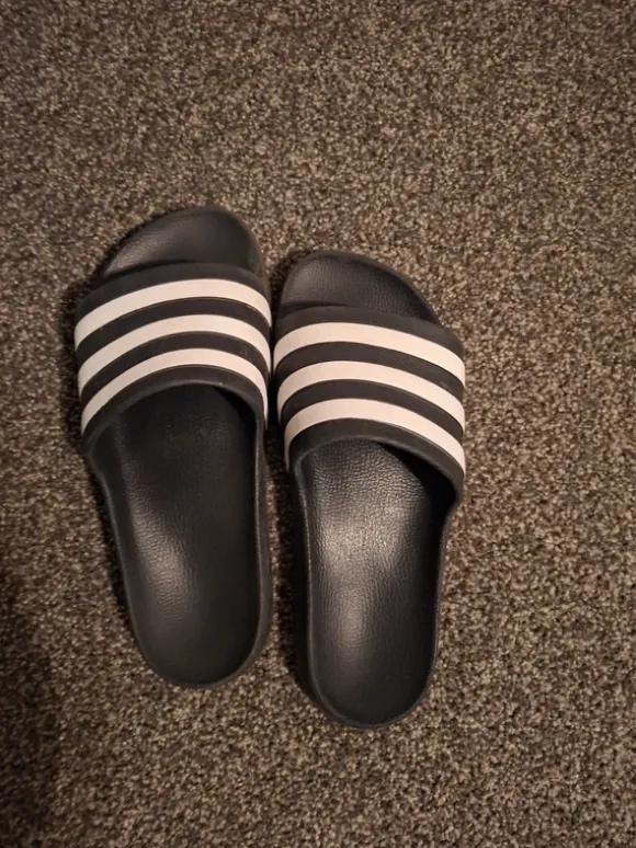 Adidas badslippers