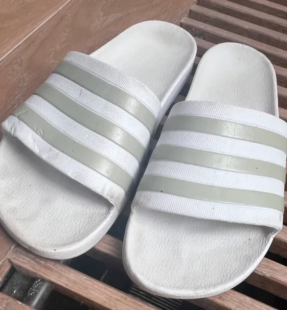 Adidas badslippers maat 39!!