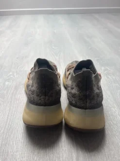 Adidas beige