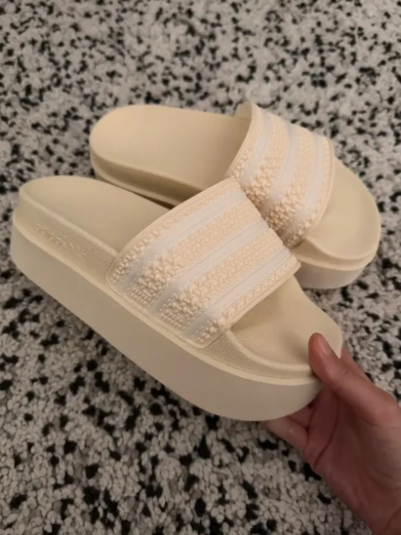 Adidas Bonega Plateau Platform bade slipper 38 gelb wide