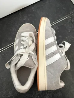 Adidas Campus