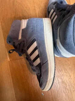 Adidas Centennial 85 High Top Wildleder / US10