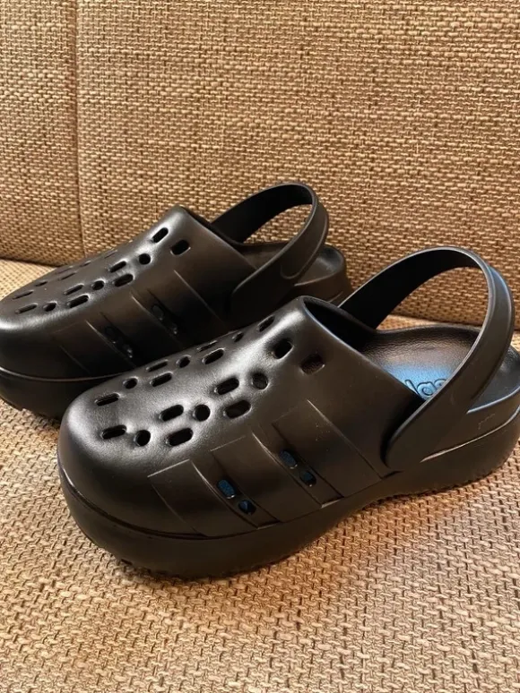 Adidas Clogs