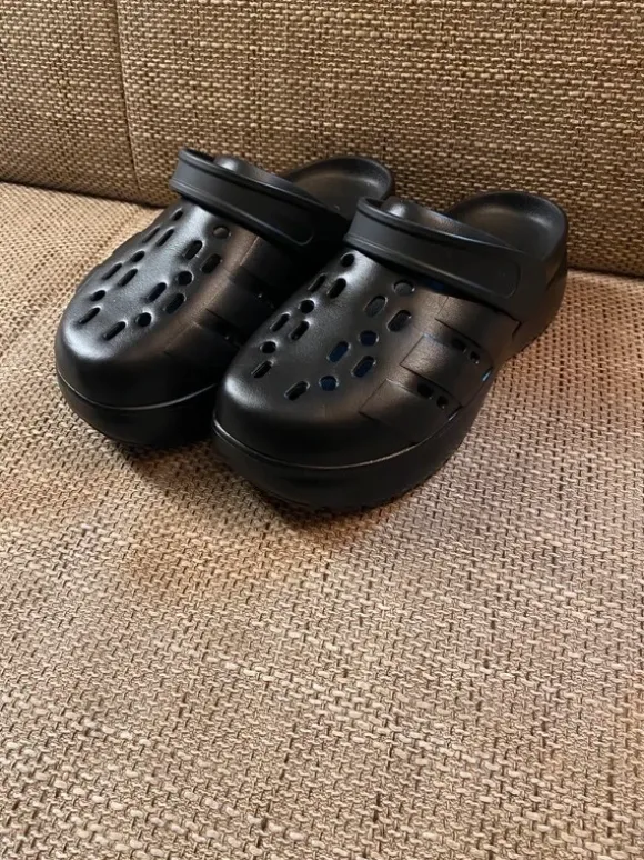 Adidas Clogs