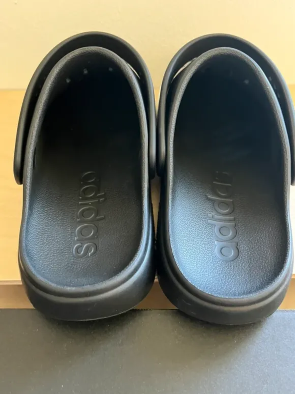Adidas Clogs wie neu