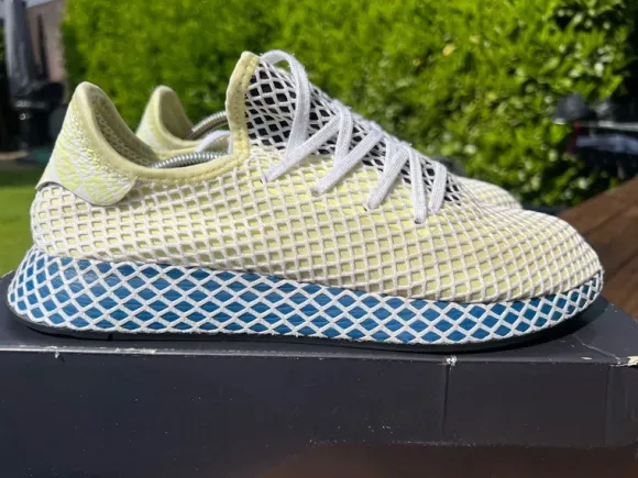 Adidas Deerupt Gr .44 2/3 EF5377