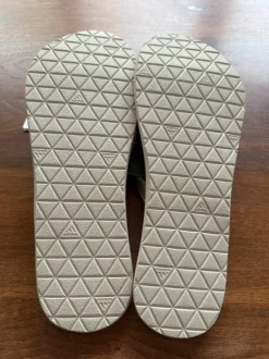 Adidas Eezay Flip Flop * Gr. 44,5 (10D &11US) * Neu