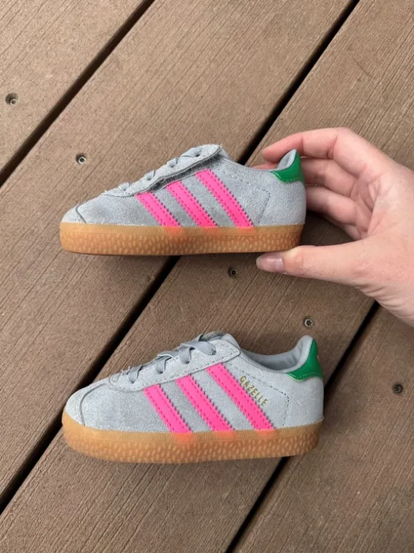 Adidas gazelle maat 23 grijs roze groen