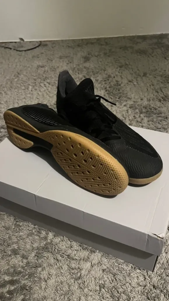 Adidas Hallenschuhe