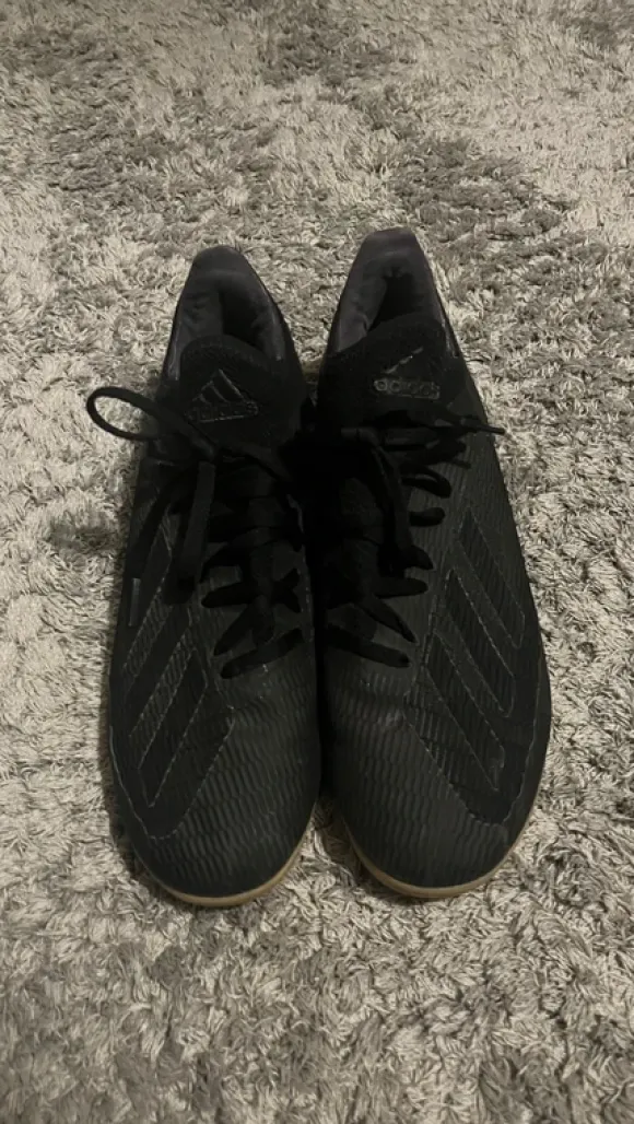 Adidas Hallenschuhe