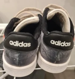 Adidas Marvel Schuhe Gr.29