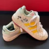 Adidas Mickey Mouse / Mini Mouse Schuhe Gr 30