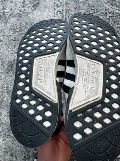Adidas NMD 44 2/3