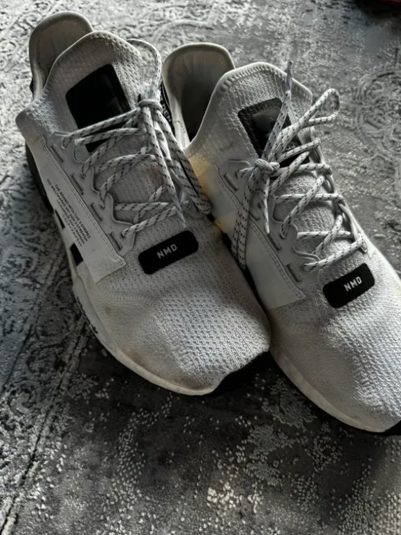 Adidas NMD 44 2/3