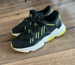 Adidas Ozweego (38)