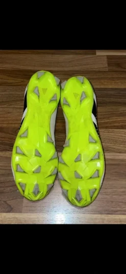 Adidas Predator Size 43