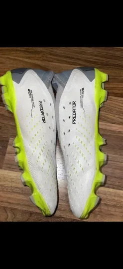 Adidas Predator Size 43
