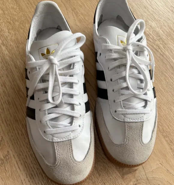 Adidas Samba Decon, Größe 40, neu (weiches Ziegenleder)