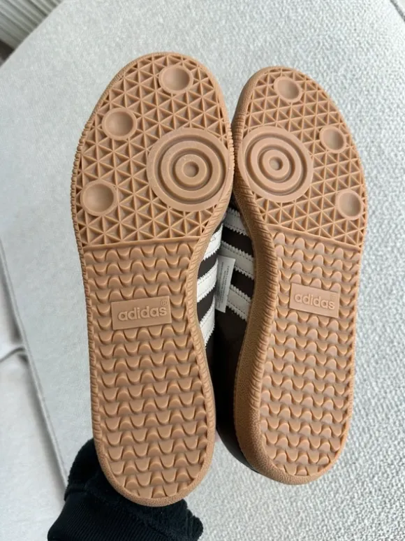 Adidas Samba, Neu, Gr. 42 2/3, braun, Leder