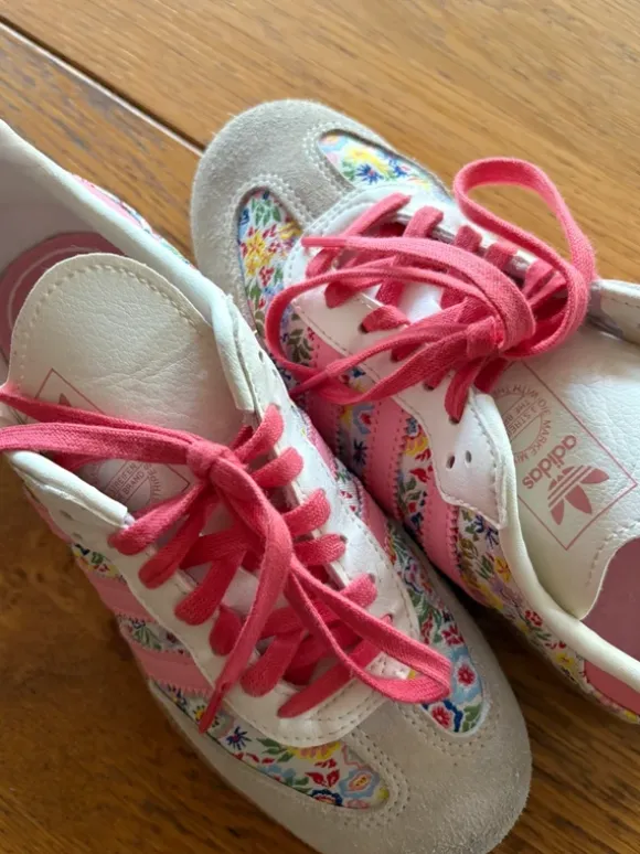 Adidas Samba Sneaker Schürschuhe 33,5 Floral Blümchen 33,5