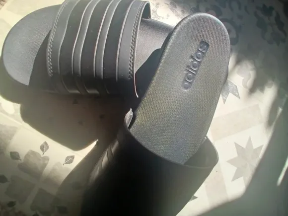 Adidas Schlappen