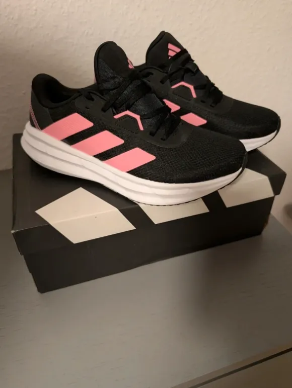 Adidas Schuhe