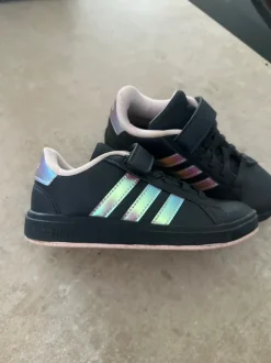 Adidas Sneaker