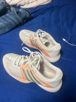 Adidas Sneaker
