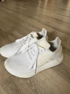 Adidas Sneaker