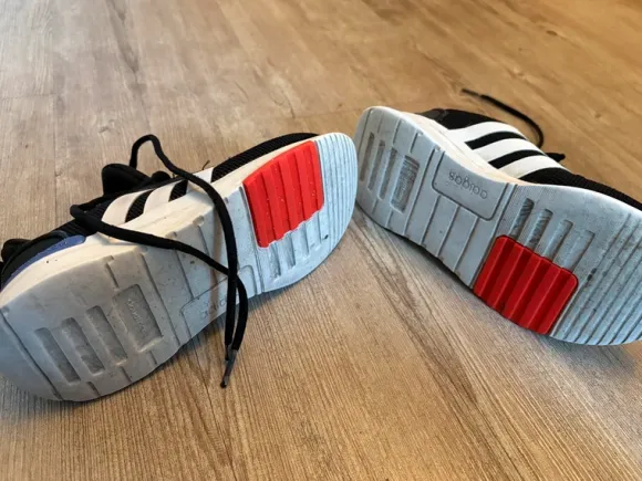 Adidas Sneaker
