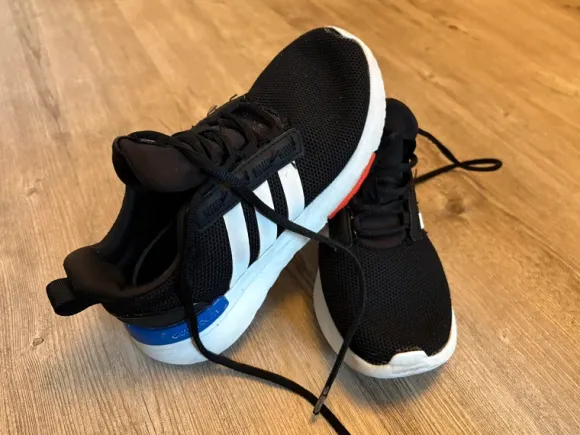 Adidas Sneaker