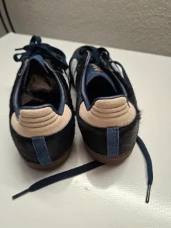 Adidas Sneaker