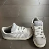 Adidas Sneaker