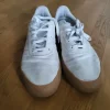Adidas Sneaker
