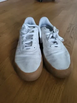 Adidas Sneaker
